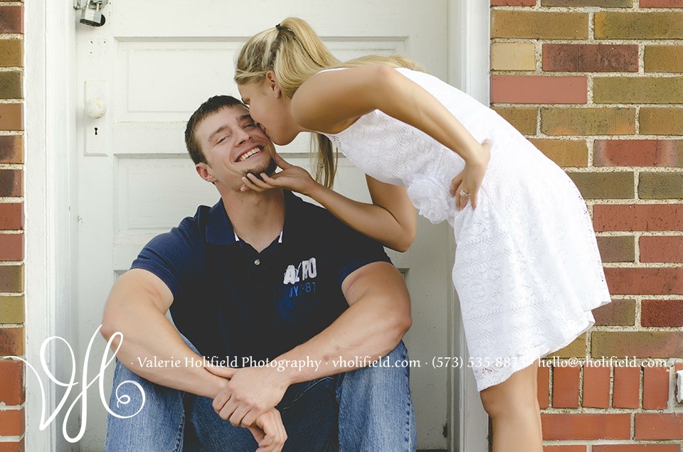 Festus/Crystal City Engagement Photographer | Cary & Megan