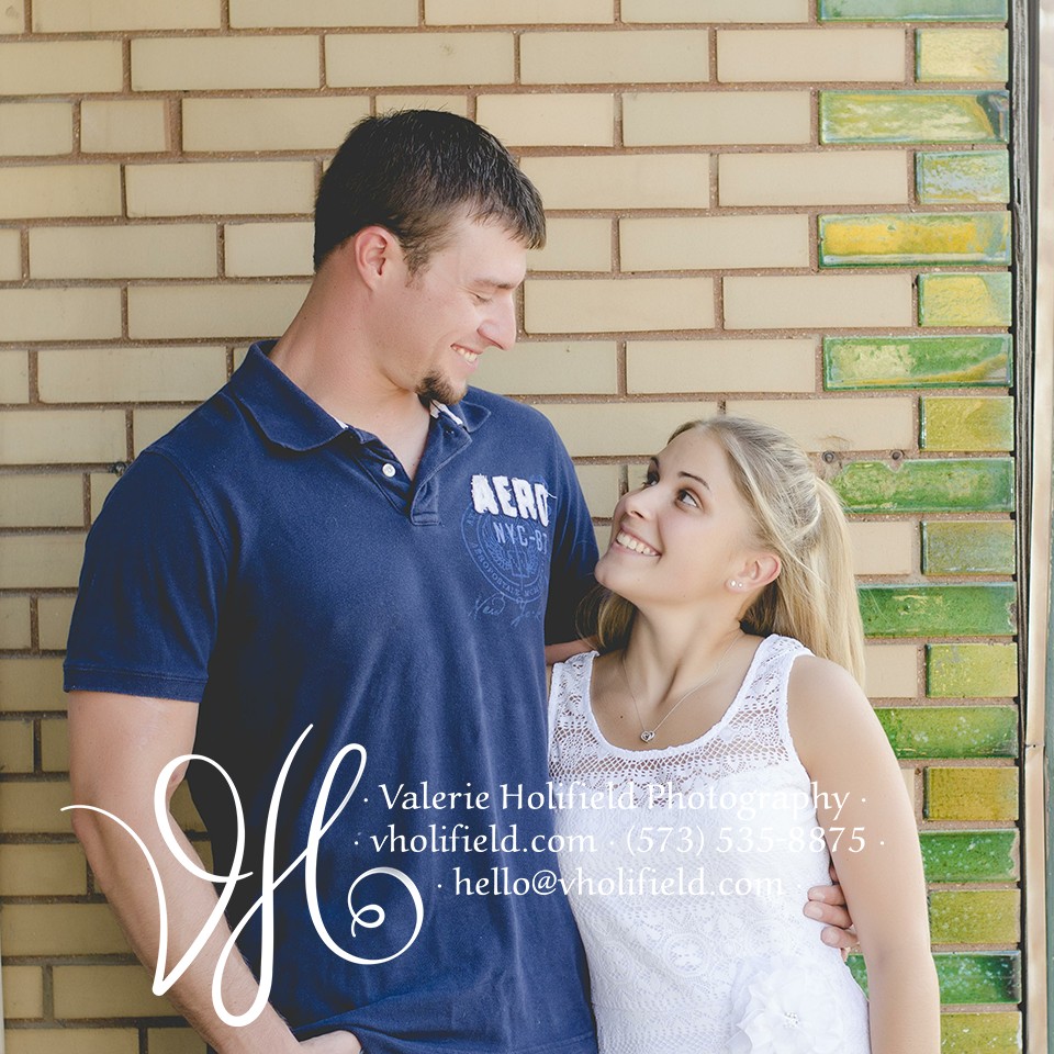 Festus/Crystal City Engagement Photographer | Cary & Megan