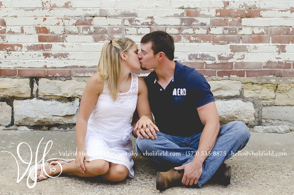 Festus/Crystal City Engagement Photographer | Cary & Megan