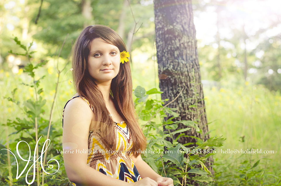 Ste. Genevieve Photographer | Delani & sunflowers