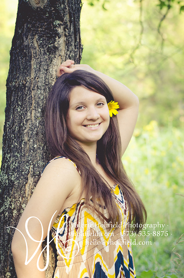 Ste. Genevieve Photographer | Delani & sunflowers