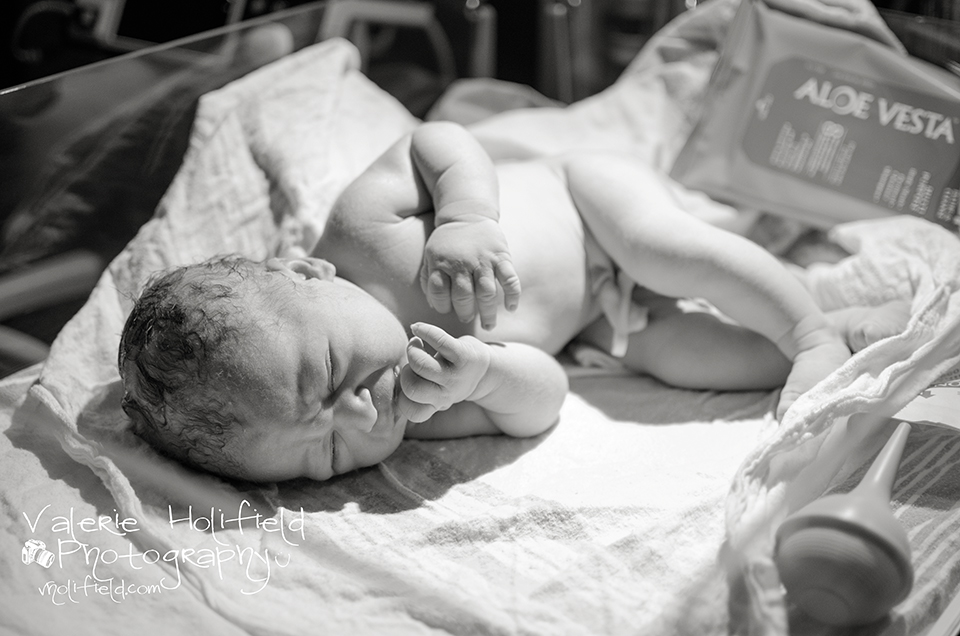 St. Louis Labor and Delivery Photographer | Aven, A Story of New Life, Part II - Birth 