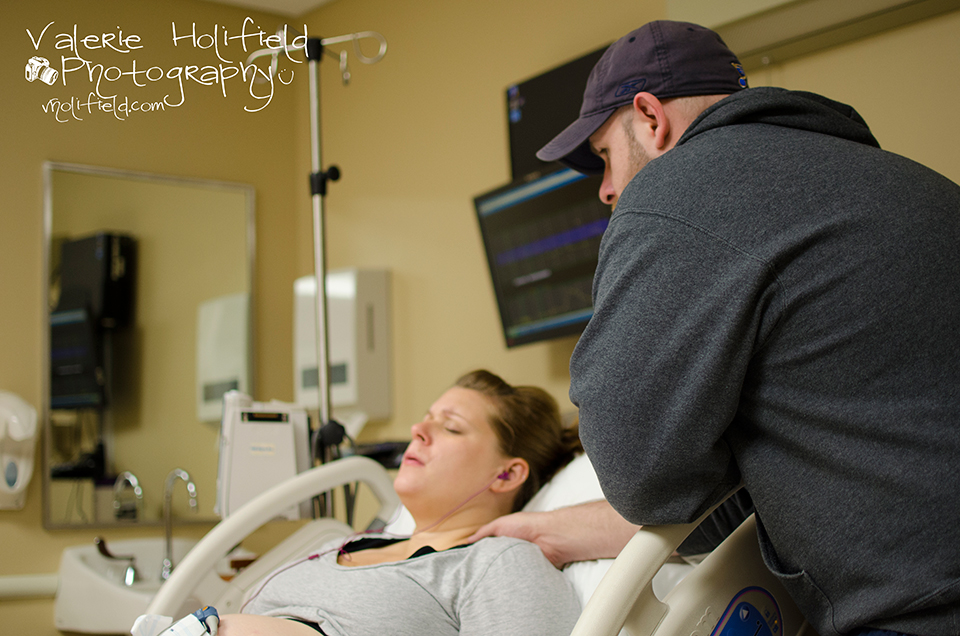 St. Louis Labor and Delivery Photographer | Aven, A Story of New Life, Part II - Birth 