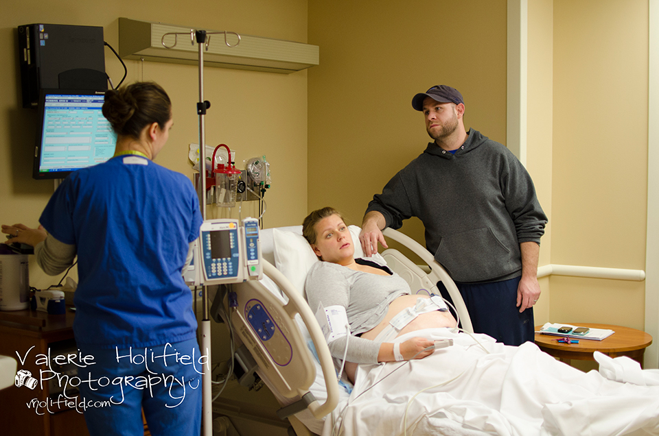 St. Louis Labor and Delivery Photographer | Aven, A Story of New Life, Part II - Birth 