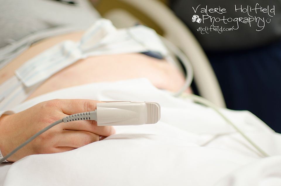 St. Louis Labor and Delivery Photographer | Aven, A Story of New Life, Part II - Birth 
