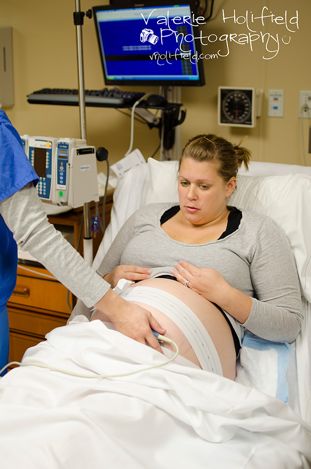 St. Louis Labor and Delivery Photographer | Aven, A Story of New Life, Part II - Birth 