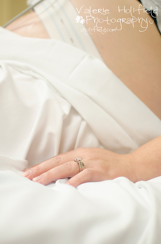 St. Louis Labor and Delivery Photographer | Aven, A Story of New Life, Part II - Birth 