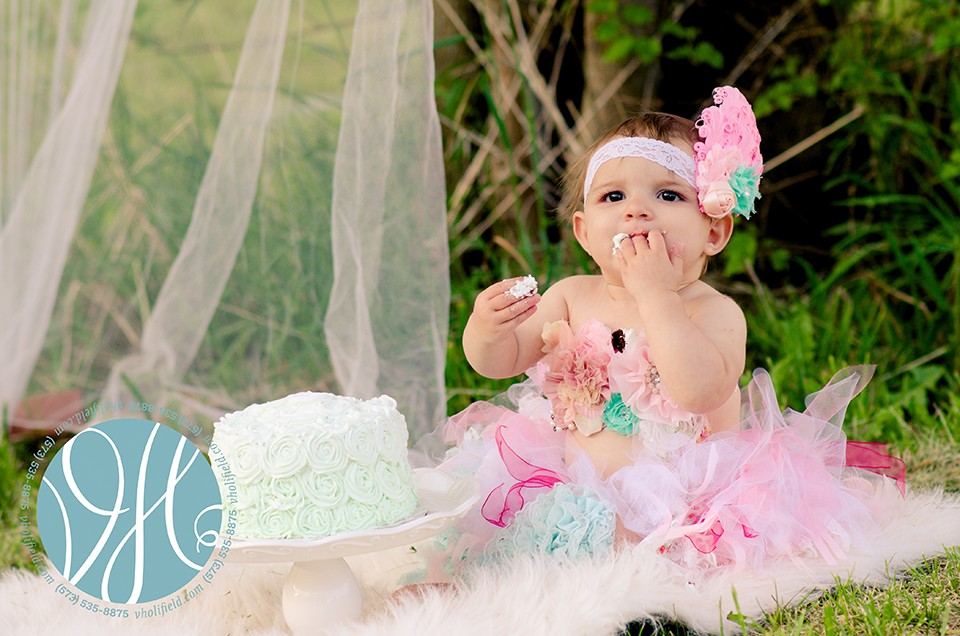 Ste. Genevieve Children's Photographer | Bella, 1 Year Old