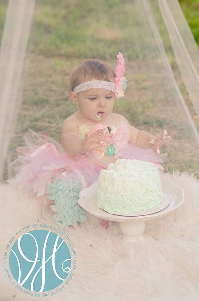 Ste. Genevieve Children's Photographer | Bella, 1 Year Old