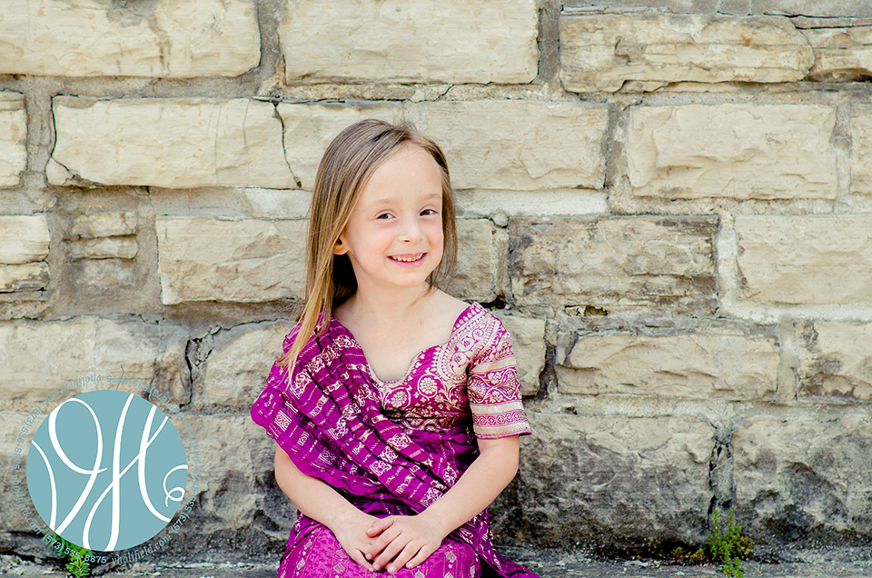 Ste. Genevieve Family Photographer | Kayleigh's Sari 