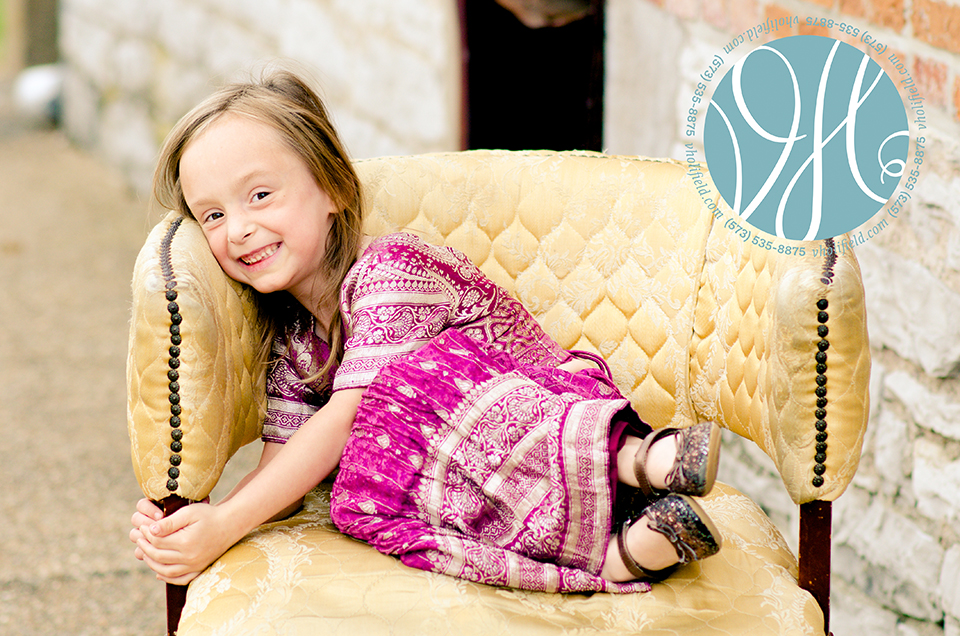 Ste. Genevieve Family Photographer | Kayleigh's Sari 