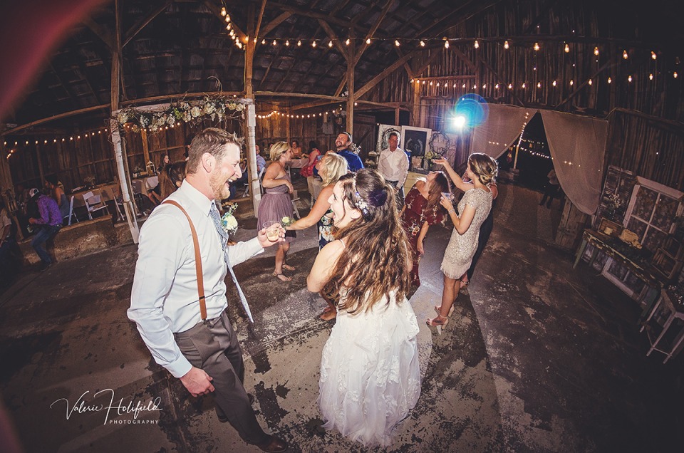 Fredericktown Wedding Photographer | Ben & Jessica, August 26, 2017 at Dodson Orchards 