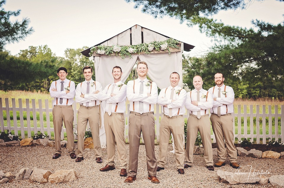 Fredericktown Wedding Photographer | Ben & Jessica, August 26, 2017 at Dodson Orchards 
