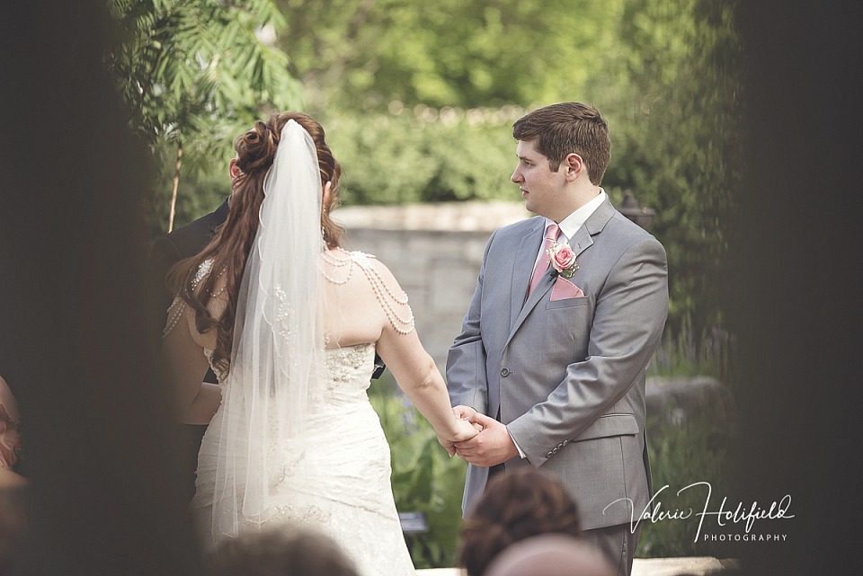 Jess & Dillon, May 11, 2018 | Wedding Photography at the Butterfly House in Chesterfield, MO 