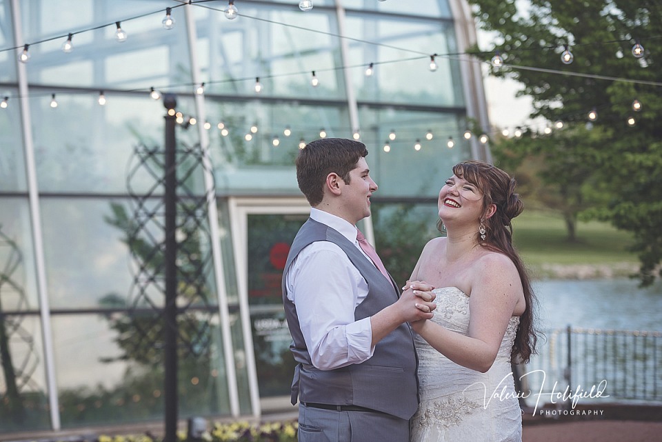 Jess & Dillon, May 11, 2018 | Wedding Photography at the Butterfly House in Chesterfield, MO 