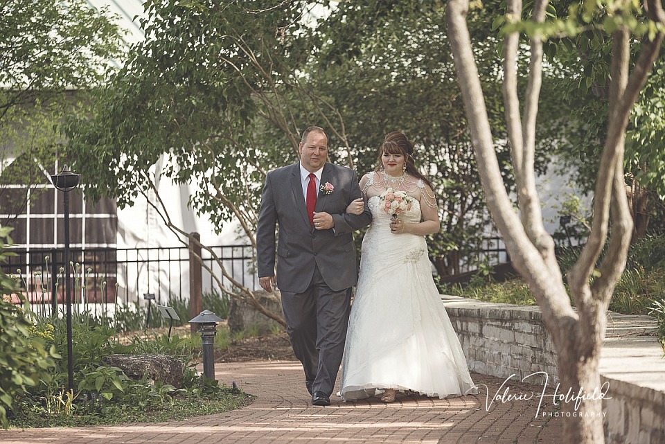 Jess & Dillon, May 11, 2018 | Wedding Photography at the Butterfly House in Chesterfield, MO 