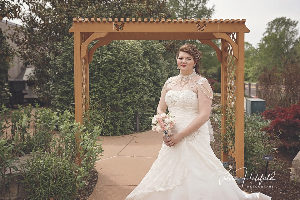 Jess & Dillon, May 11, 2018 | Wedding Photography at the Butterfly House in Chesterfield, MO 