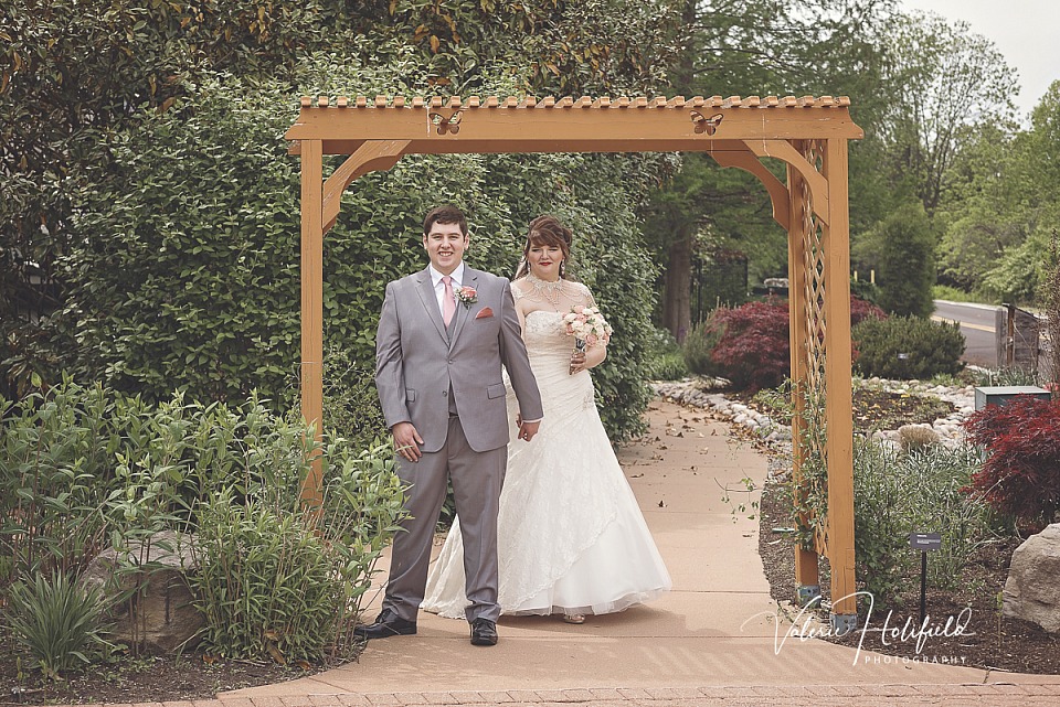 Jess & Dillon, May 11, 2018 | Wedding Photography at the Butterfly House in Chesterfield, MO 
