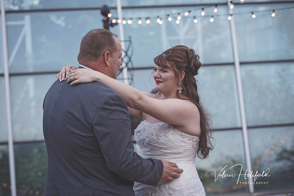 Jess & Dillon, May 11, 2018 | Wedding Photography at the Butterfly House in Chesterfield, MO 