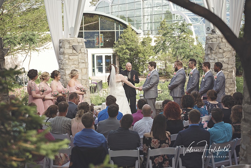 Jess & Dillon, May 11, 2018 | Wedding Photography at the Butterfly House in Chesterfield, MO 