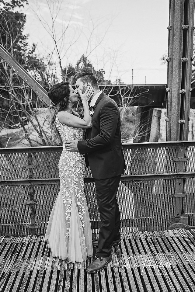 Jamie + Patrick, October 6, 2018 | Wedding in Kimmswick, MO  
