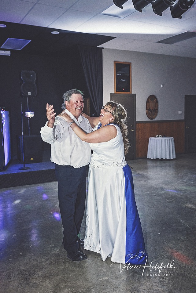 Angie + Tim, May 4, 2019 | Wedding in Ste. Genevieve, MO 